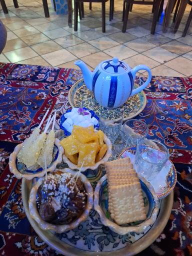 عکس سفره خانه سنتی عتیق الملک