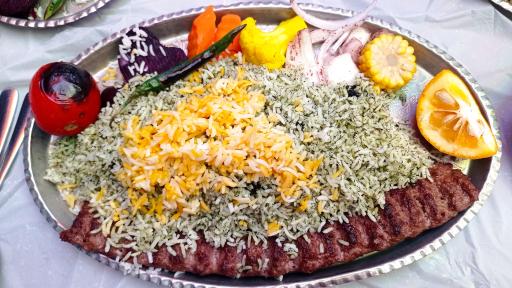 عکس سفره خانه سنتی عتیق الملک