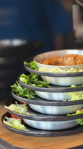 عکس کافه بامداد