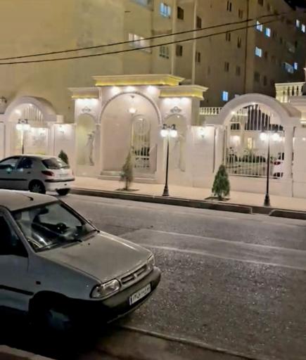 عکس ساختمان آرمین