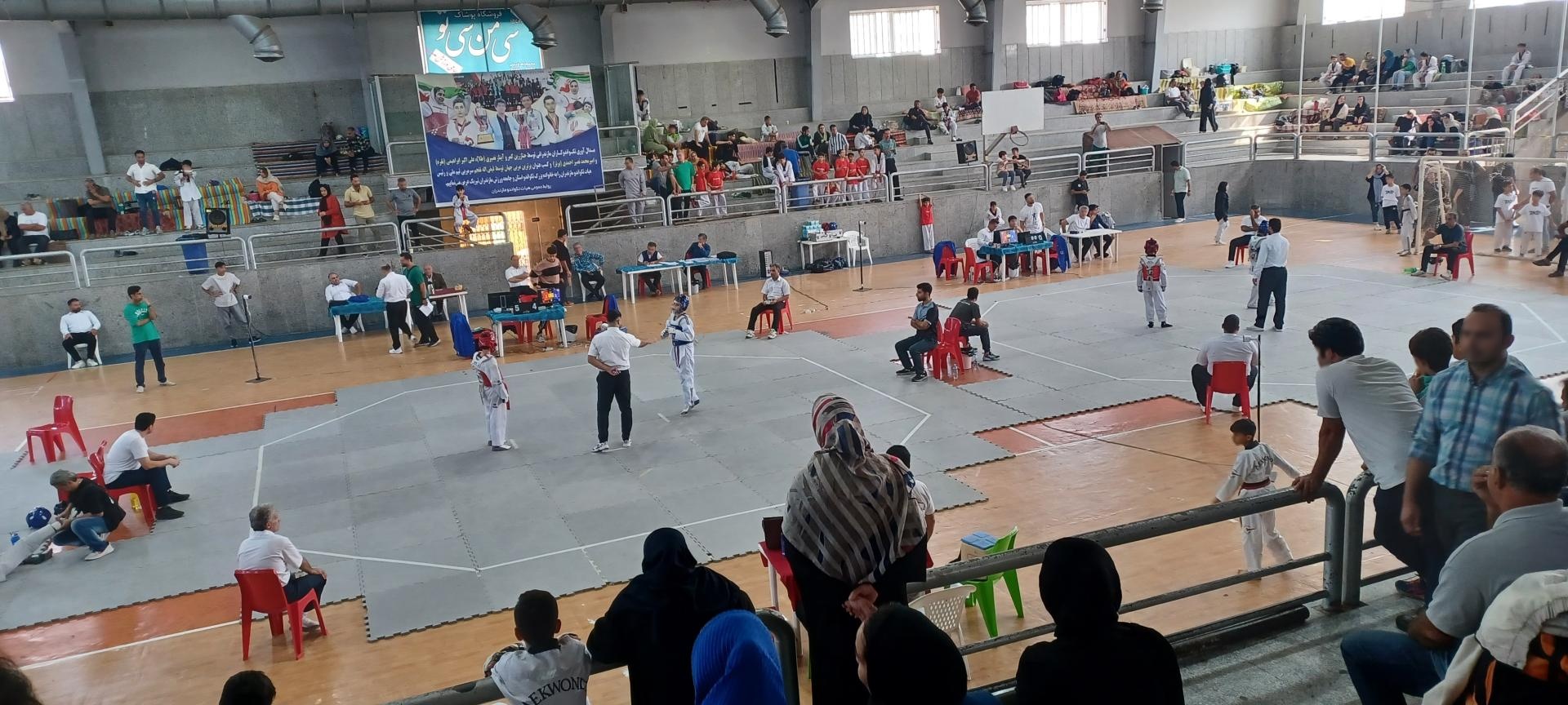 عکس سالن ورزشی پهلوان توکلی محمودآباد