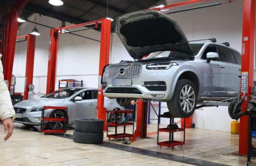 هیولا موتور ایرانیان (نمایندگی ولوو هیولا سوئد)