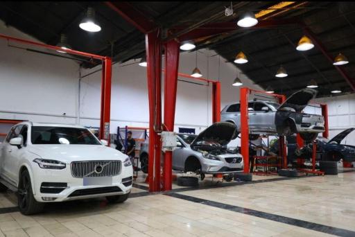 عکس هیولا موتور ایرانیان (نمایندگی ولوو هیولا سوئد)