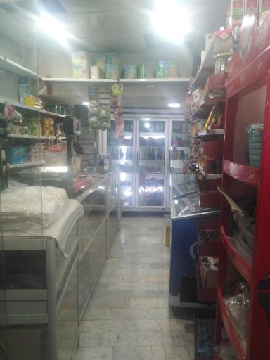 عکس سوپرمارکت خانواده