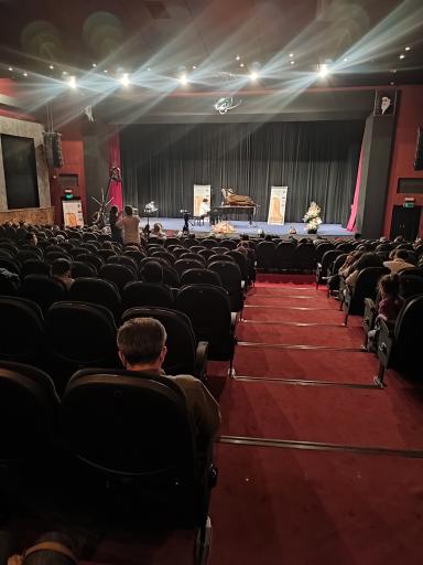 عکس مجموعه فرهنگی هنری ایوان شمس