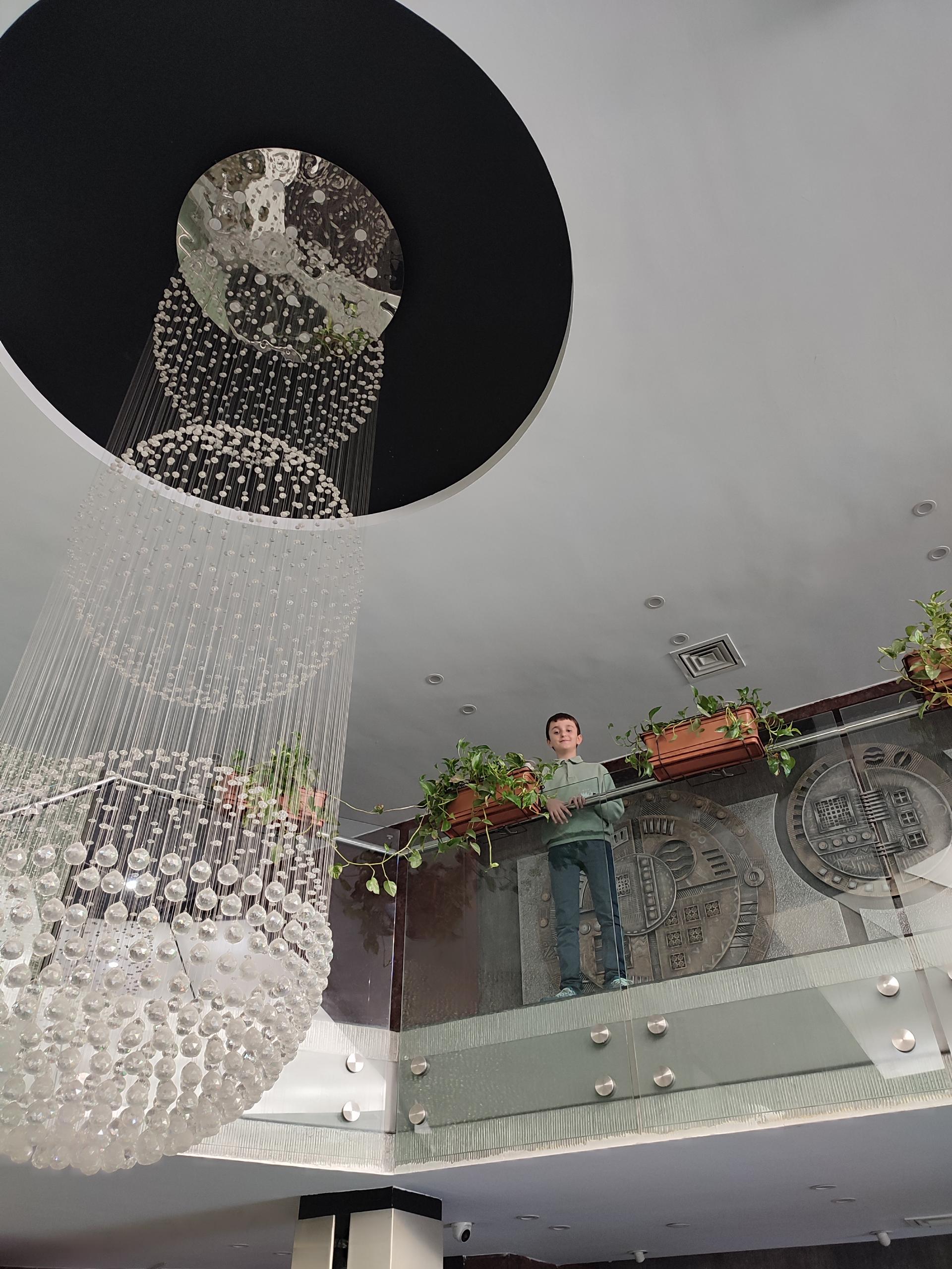 عکس مجموعه فرهنگی هنری ایوان شمس