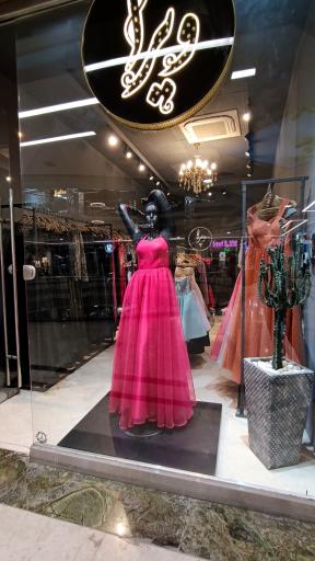 عکس مزون لباس مجلسی بانوان ویرا