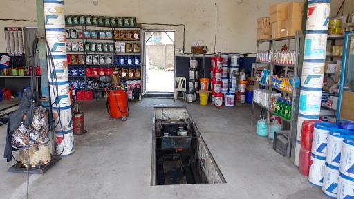 عکس کارواش و تعویض روغن ابراهیم