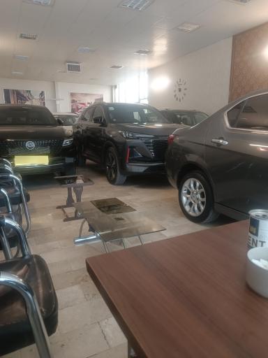 نمایشگاه اتومبیل اکبرزاده
