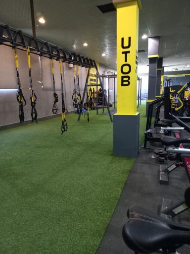 عکس باشگاه بانوان یوتاب