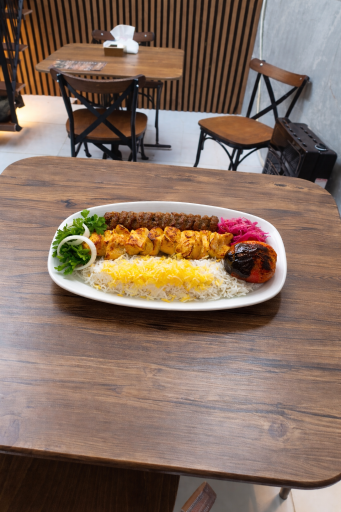 عکس چلو کباب شاهان
