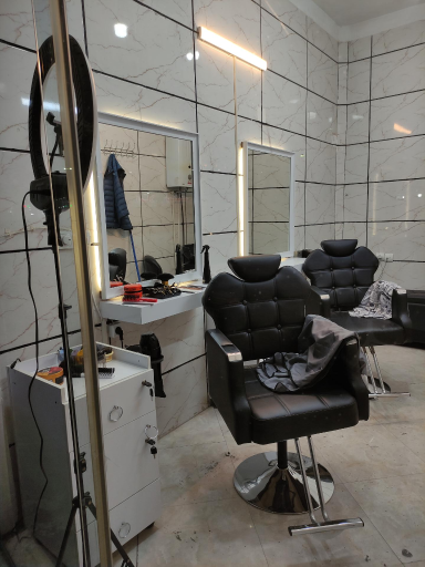 پیرایش هیرو 