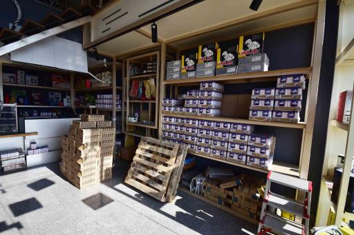 عکس فروشگاه ابزار‌تک