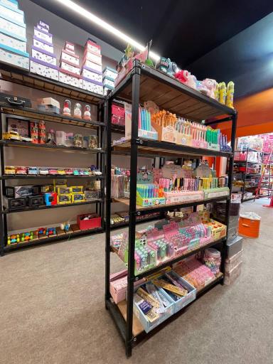 عکس خوشحالی فروشی دیزنی 