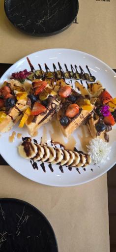 عکس کافه رستوران تیشکو