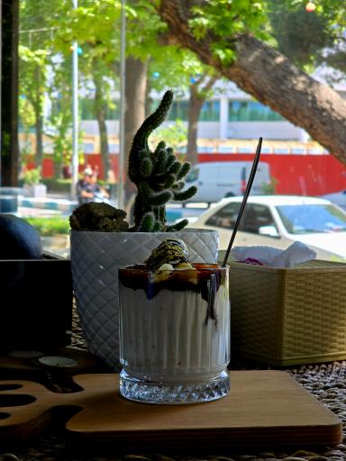 کافه بلک کت