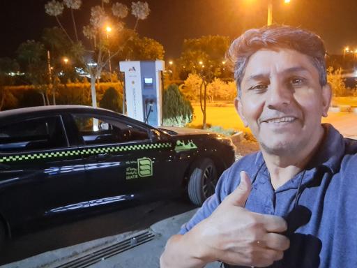 عکس ایستگاه شارژ کرمان موتور (مهر و ماه قم)