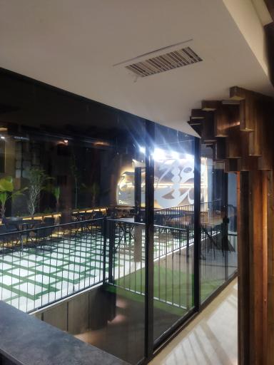 عکس کافه پیچ اصفهان