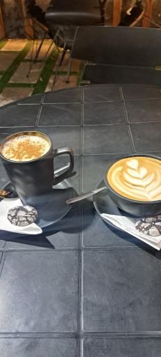 عکس کافه پیچ اصفهان