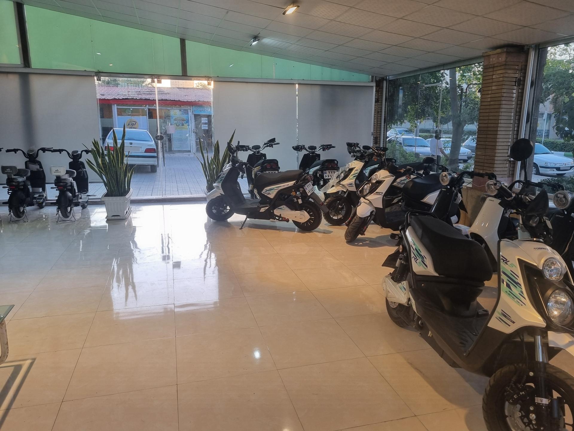 عکس نمایندگی و تعمیرات موتور برقی