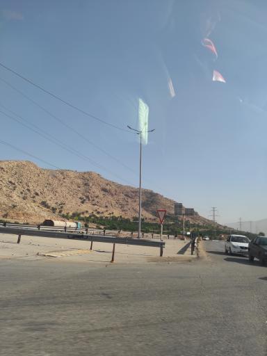 عکس سه راهی حاجی آباد