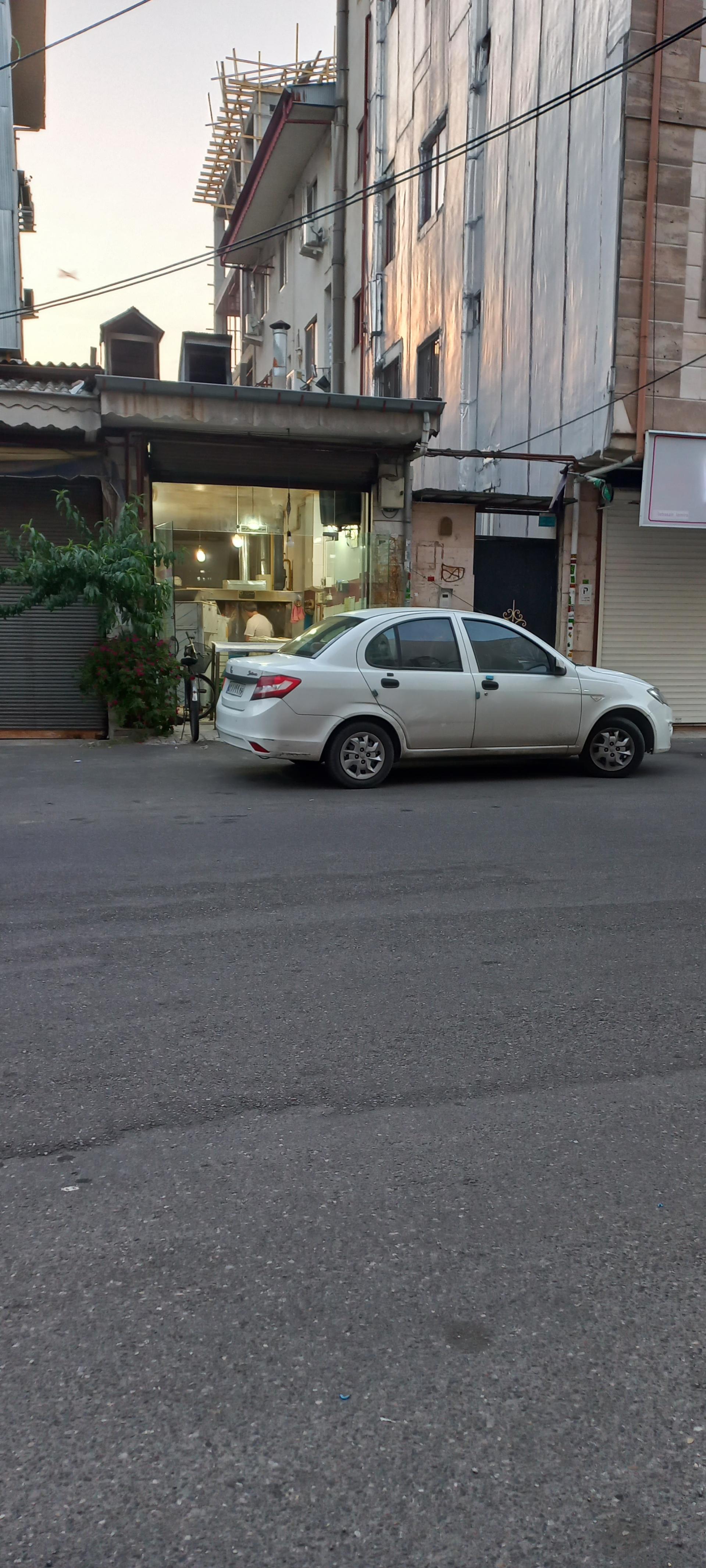 عکس نانوایی لواشی