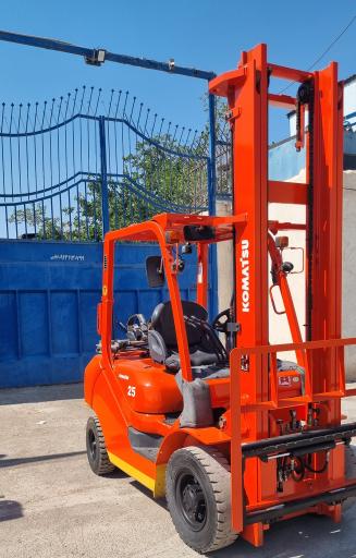 عکس شرکت لیفتراک پاسارگارد