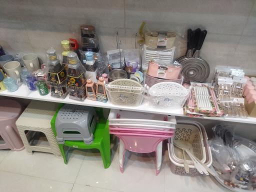 عکس فروشگاه پلاستیک و پوشاک سودایی