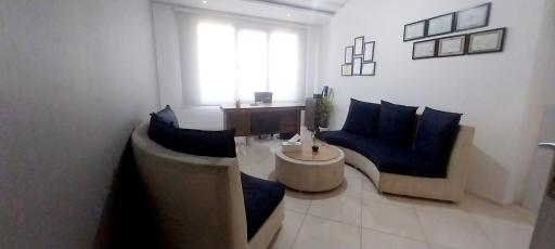 عکس مرکز مشاوره همدل