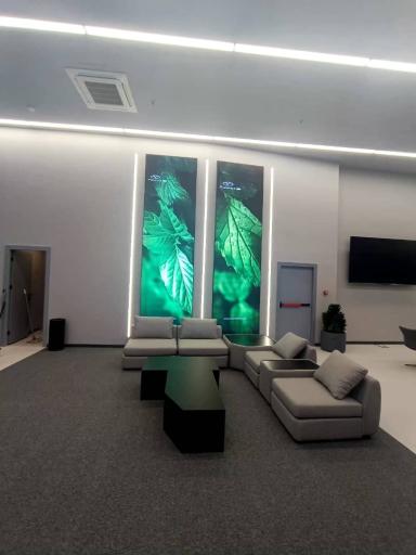 نمایندگی مدیران خودرو ۷۷۷