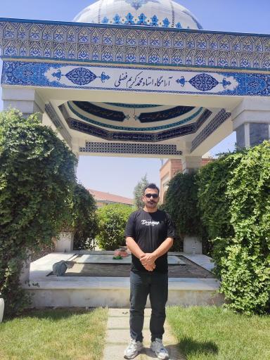 عکس آرامگاه استاد محمّد کریم فضلی