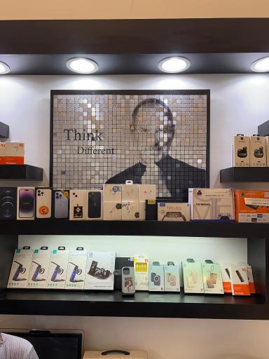 عکس موبایل اپل استور سیب سفید