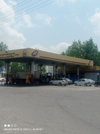 عکس پمپ بنزین و گازوئیل مهدویان