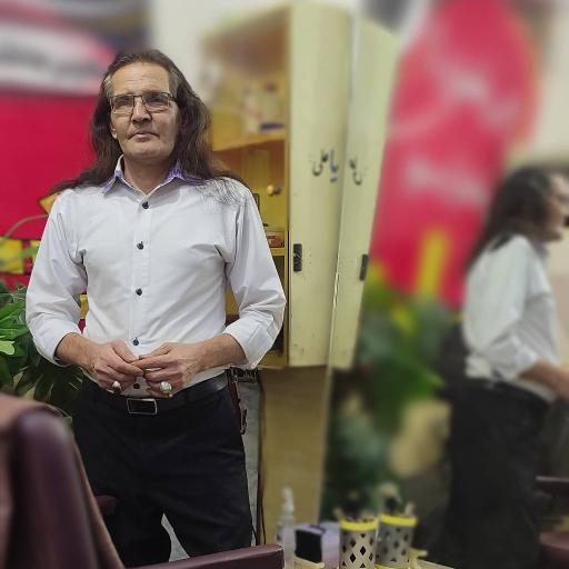 عکس پیرایش ایلیا