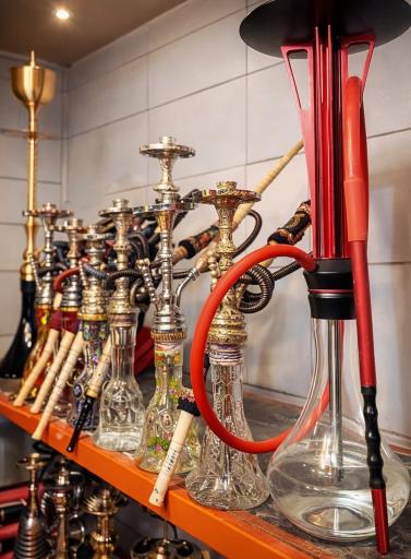 عکس قهوه خانه ققنوس