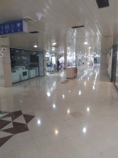 عکس مجتمع تجاری اداری بهار