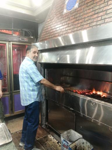 کبابی نمونه برادران یقینی