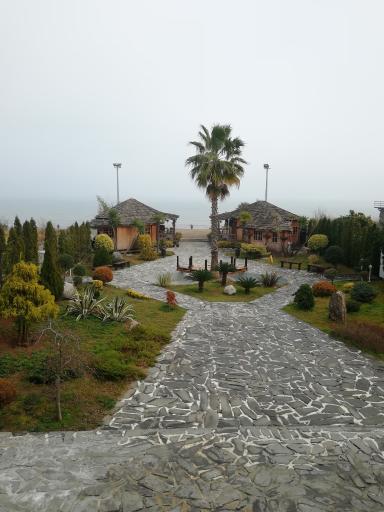 عکس هتل آپارتمان باروژ تنکابن