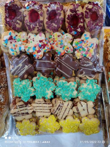 عکس فروشگاه پولک و نبات وصال 