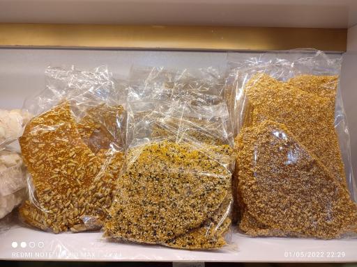 عکس فروشگاه پولک و نبات وصال 