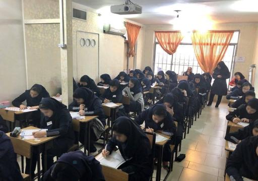 عکس دبیرستان دخترانه نسیم رحمت 