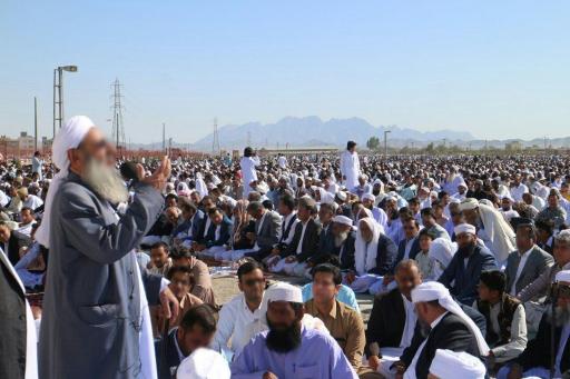 عکس عیدگاه اهل تسنن زاهدان