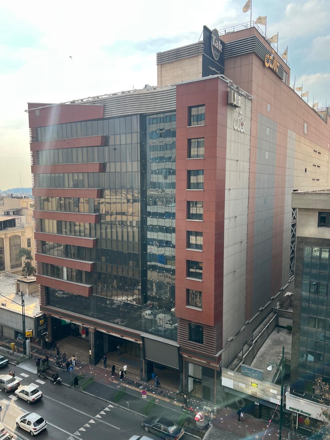 عکس تالار پذیرایی تین