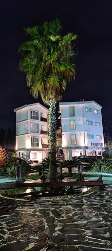 عکس هتل آپارتمان باروژ تنکابن