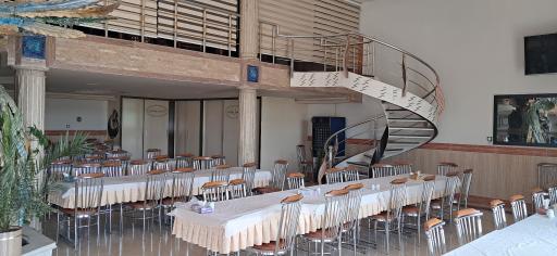 عکس رستوران سیمرغ