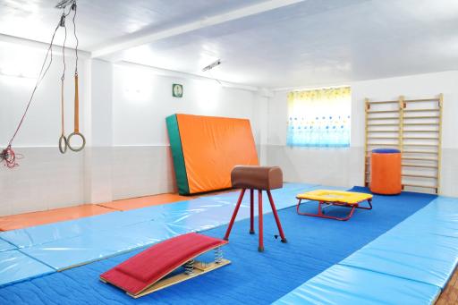 عکس مجتمع تعلیمی و تربیتی شاکرین