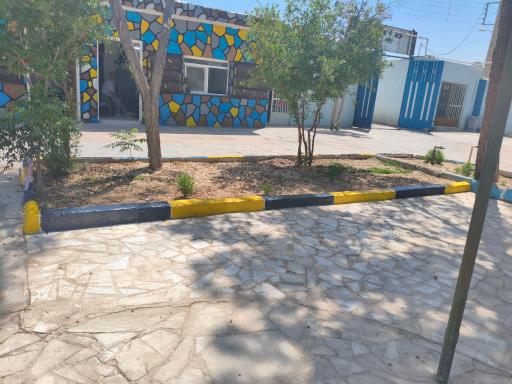 عکس دبیرستان پسرانه ظهور اندیشه