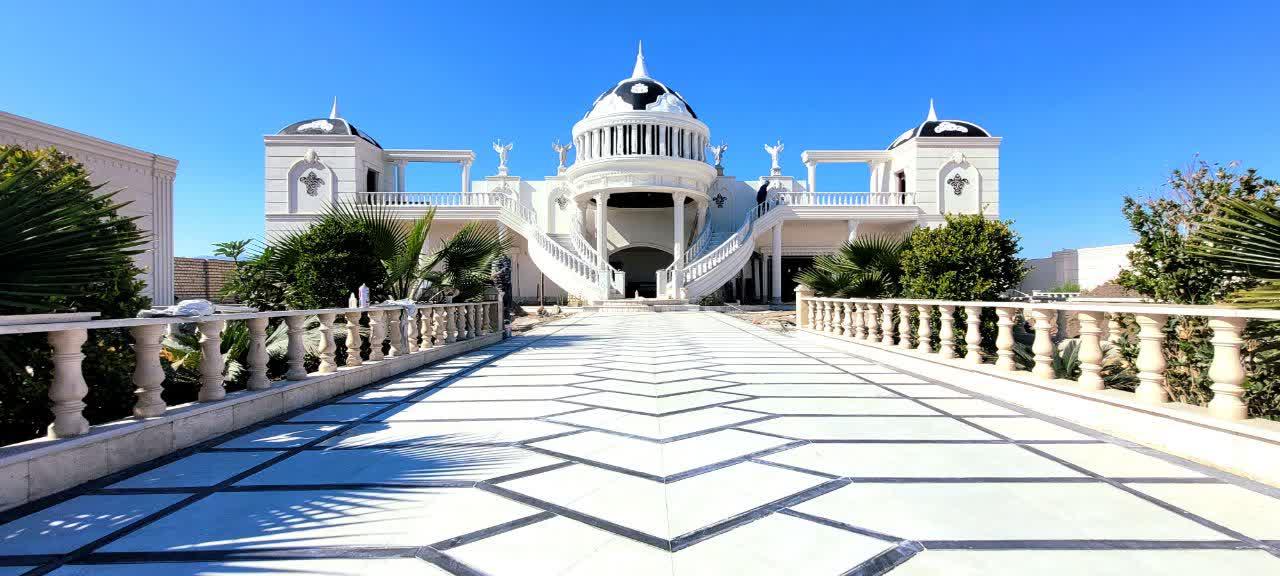 عکس عمارت شاهان 