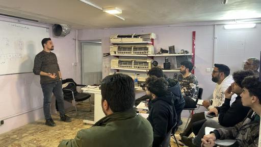 عکس آموزشگاه فنی و حرفه ای صنعت و هنر