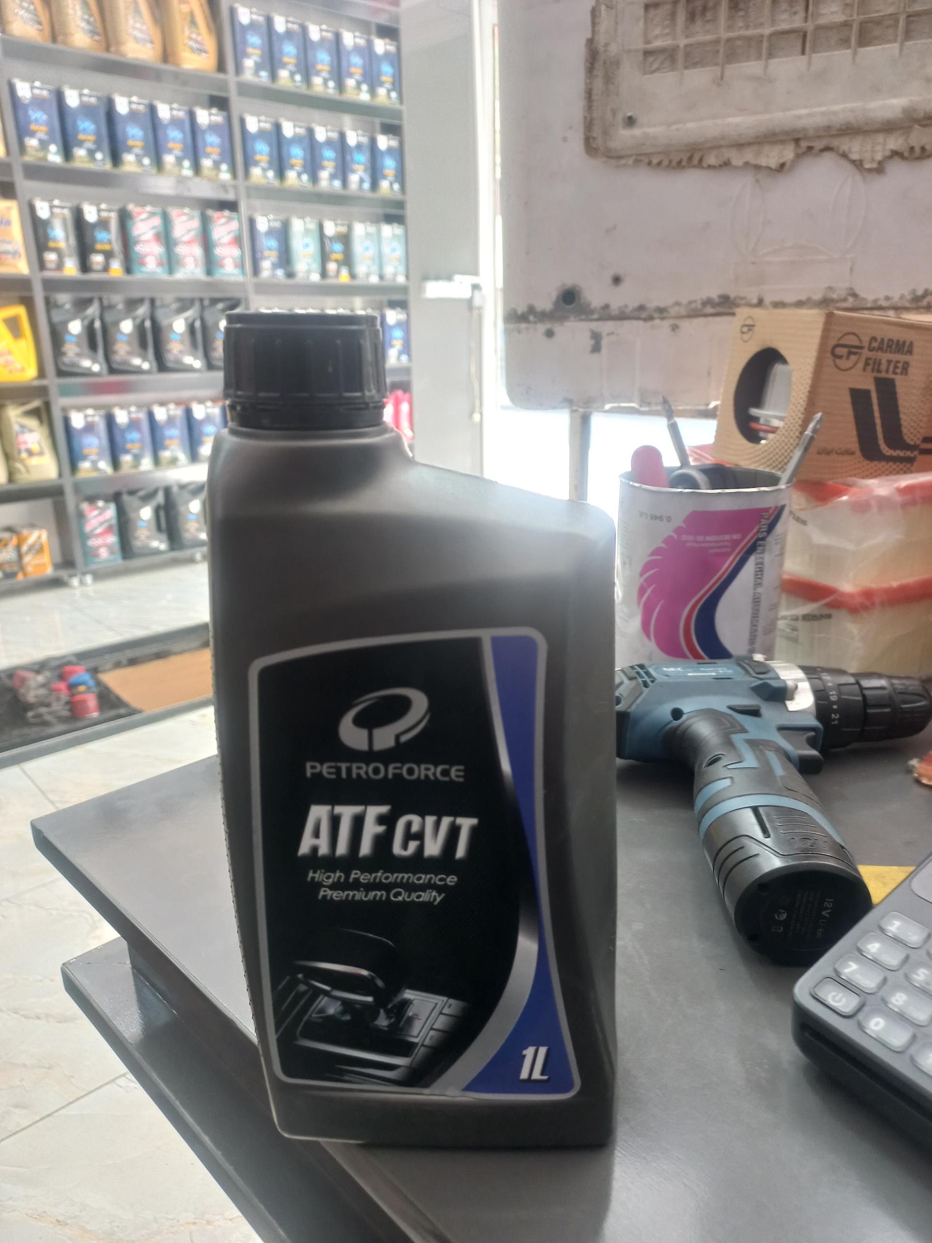 عکس تعویض روغن موسوی